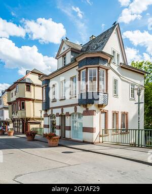 1495, Pont du Vieux Nahe, Bad Kreuznach, pont, maisons de pont, Pont Saint patron, Croix du Christ, protection des monuments, maisons, Johannes von Nepomuk, KH, ville de quartier, Mannheimerstrasse, Mühlenteich, Nahe, affluent, côté amont, porphyre, grès, pont en pierre, Wörthinsel Banque D'Images