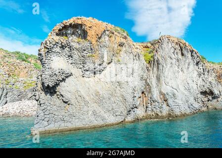 Vue de Punta Milazzese, Panarea, Iles Eoliennes, Sicile, Italie, Banque D'Images