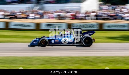 1971 Tyrrell-Cosworth 003 entré par Paul Stewart, dirigé par Jackie Stewart 2021 Goodwood Festival of Speed à Goodwood House, West Sussex, le 9 juillet 2021. Photo de Phil Hutchinson. Utilisation éditoriale uniquement, licence requise pour une utilisation commerciale. Aucune utilisation dans les Paris, les jeux ou les publications d'un seul club/ligue/joueur. Crédit : UK Sports pics Ltd/Alay Live News Banque D'Images