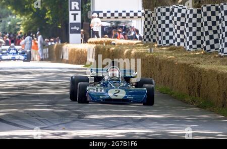 1971 Tyrrell-Cosworth 003 entré par Paul Stewart, dirigé par Jackie Stewart 2021 Goodwood Festival of Speed à Goodwood House, West Sussex, le 9 juillet 2021. Photo de Phil Hutchinson. Utilisation éditoriale uniquement, licence requise pour une utilisation commerciale. Aucune utilisation dans les Paris, les jeux ou les publications d'un seul club/ligue/joueur. Crédit : UK Sports pics Ltd/Alay Live News Banque D'Images