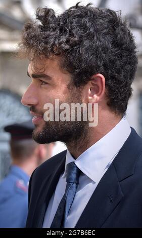 Rome, Italie. 12 juillet 2021. Le joueur de tennis italien et le finaliste de Wimbledon en 2021, Matteo Berrettini, arrivent pour assister à une cérémonie avec les joueurs de l'équipe nationale de football italien, au palais présidentiel de Quirinale à Rome le 12 juillet 2021 crédit: dpa/Alay Live News Banque D'Images