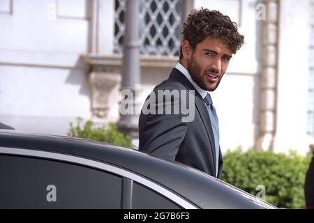 Rome, Italie. 12 juillet 2021. Le joueur de tennis italien et le finaliste de Wimbledon en 2021, Matteo Berrettini, arrivent pour assister à une cérémonie avec les joueurs de l'équipe nationale de football italien, au palais présidentiel de Quirinale à Rome le 12 juillet 2021 crédit: dpa/Alay Live News Banque D'Images