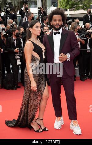 Cannes, France. 12 juillet 2021. Marcelo Vieira et son épouse Clarisse Alves assistent à la projection de la distribution française lors du 74e Festival annuel du film de Cannes le 1er juillet 2021 à Cannes, France. Photo de David Niviere/ABACAPRESS.COM crédit: Abaca Press/Alay Live News Banque D'Images