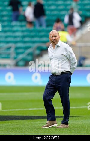 L'entraîneur-chef d'Angleterre Eddie Jones pendant l'échauffement avant le match Angleterre -V- Rugby Canada le samedi 10 juillet 2021, au stade Twickenham, Middlesex, Banque D'Images