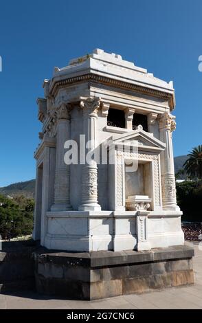 La Orotava, Ténérife, Espagne-01 janvier 2020, mausolée familiale dans le jardin Jardines del Marquesado de la Quinta Roja, Ténérife, Iles Canaries, Banque D'Images