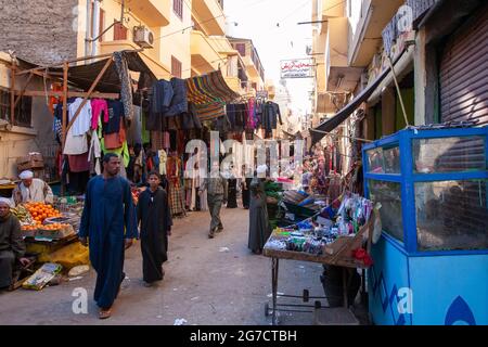 Luxor Egypte marché local dans la vieille ville Banque D'Images