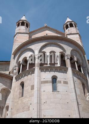 Modène - Italie - 12 juin 2021 : extérieur de la cathédrale du dôme de Modène Banque D'Images