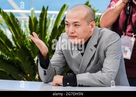 Palais des festivals, Cannes, France. 13 juillet 2021. Jiazuo Na pose au photocall 'de la scène'. Photo par crédit : Julie Edwards/Alamy Live News Banque D'Images