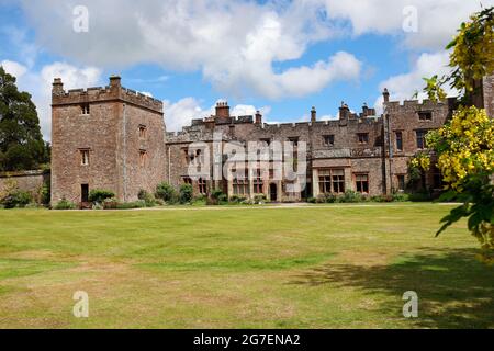 Photo extérieure du château de Muncaster, Cumbria Banque D'Images