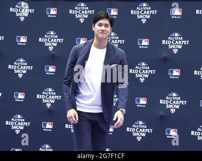 Denver, États-Unis. 13 juillet 2021. Los Angeles Angels Shohei Ohtani pose lors du spectacle All-Star Red Carpet de MLB à Coors Field à Denver, Colorado, le mardi 13 juillet 2021. Photo de Bob Strong/UPI crédit: UPI/Alay Live News Banque D'Images