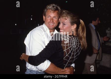 Vanna White et John Gibson Circa années 80 crédit: Ralph Dominguez/MediaPunch Banque D'Images