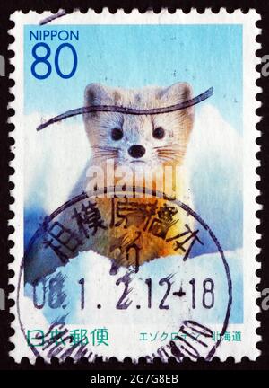 JAPON - VERS 2001 un timbre imprimé au Japon montre sable, Martes Zibellina, Mammal carnivore, une espèce de Marten, vers 2001 Banque D'Images