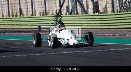 Vallelunga juin 13 2021, série Fx. Course junior de Formula car sur circuit de piste d'asphalte droit Banque D'Images
