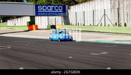 Vallelunga juin 12 2021, série Fx. Classique de l'ancienne Fiat 500 Abarth course action sur le circuit d'asphalte Banque D'Images