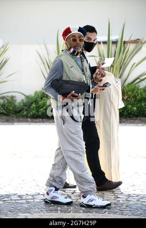 Cannes, France. 14 juillet 2021. 74e Festival de Cannes, fête des célébrités 09. Photo Spike Lee avec un chapeau pour célébrer le 14 juillet français crédit: Agence de photo indépendante/Alamy Live News Banque D'Images