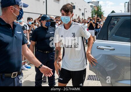 Turin, Italie. 14 juillet 2021. Matias Soule de Juventus FC arrive à J Medical. Le Juventus FC commence les entraînements d'avant-saison le 14 juillet. Credit: Nicolò Campo/Alay Live News Banque D'Images