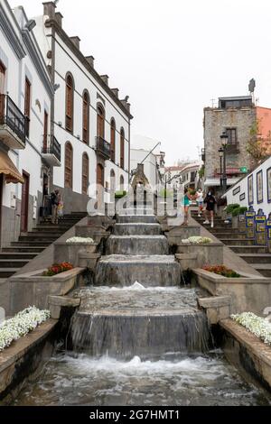 La célèbre fontaine de Firgas, Gran Canaria (Espagne). Banque D'Images