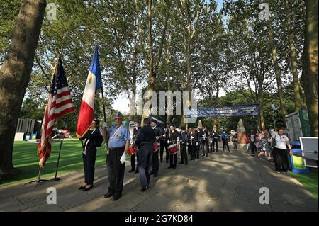 New York, États-Unis. 14 juillet 2021. Les Cadets Lafayette fanfare arrivent aux fêtes de la Bastille Day à Summerstage à Central Park, New York, NY, le 14 juillet 2021. Le jour de la Bastille se réfère à la Fête nationale française, à l'anniversaire du contage de la Bastille le 14 juillet 1789, qui fait partie de la Révolution française et de l'unité de la France et à la fin du règne de la monarchie française. (Photo par Anthony Behar/Sipa USA) crédit: SIPA USA/Alay Live News Banque D'Images