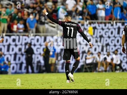 14 juil 2021: Rogelio Funes Mori (11), le candidat mexicain, se met en déroute devant une foule enthousiaste après avoir inscrit un but dans la deuxième moitié lors d'un match de la coupe d'or de la CONCACAF entre le Mexique et le Guatemala au stade Cotton Bowl de Dallas, au Texas, le Mexique a battu Guatemala 3-0Albert Pena/CSM Banque D'Images