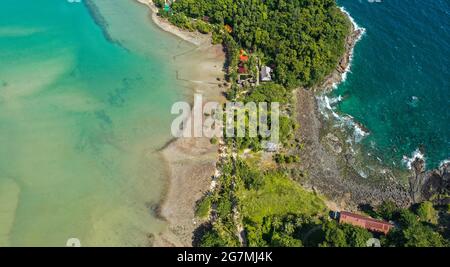 Vue aérienne de Bang Bao Cliff à koh Chang, Trat, Thaïlande, asie du Sud-est Banque D'Images