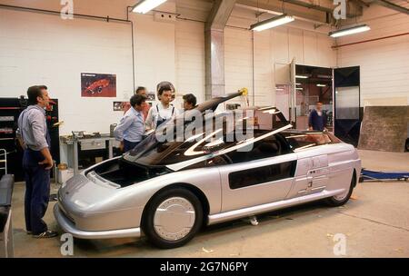 Conception numérique. 20 ans de la société design concept cars 1988. Aztec Banque D'Images