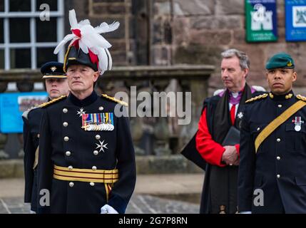 Installation du général de division Alastair Bruce de Crionaich comme gouverneur du château d'Édimbourg lors d'une cérémonie militaire, Édimbourg, Écosse, Royaume-Uni Banque D'Images