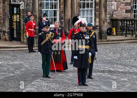 Installation du général de division Alastair Bruce de Crionaich comme gouverneur du château d'Édimbourg lors d'une cérémonie militaire, Édimbourg, Écosse, Royaume-Uni Banque D'Images