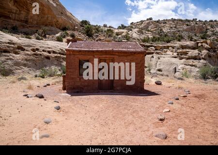 L'ancien chalet Behunin abandonné, propriété d'Elijah Cutler Behunin, un colon de la frontière, dans le parc national de Capitol Reef Banque D'Images