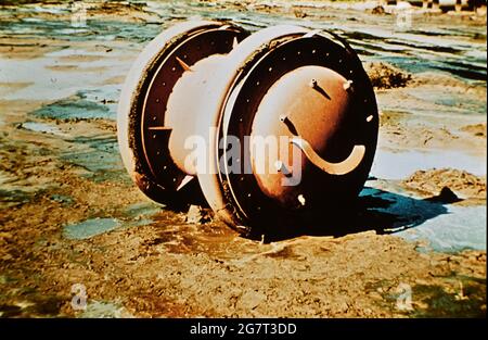 15 juin 1975, Union soviétique, Talnoje : un cochon 56 sur le chantier routier près de Talnoje. La route Druzhba était un projet de jeunesse central de la Jeunesse allemande libre (FDJ) dans les années 1970. La section de construction de la RDA a fait 550 kilomètres de long, sur un total de 2,750 kilomètres. Date exacte de la photo inconnue. La photo a été numérisée à partir de la diapositive d'origine. Photo: Sammlung Heinz/dpa-Zentralbild/ZB Banque D'Images
