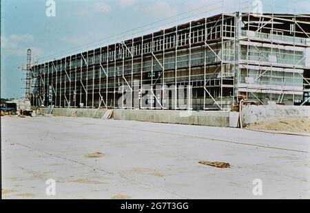 15 juin 1975, Union soviétique, Talnoje : sur le chantier de construction autour de la station de compression Talnoje. La ligne Druzhba était un projet de jeunesse central de la Jeunesse allemande libre (FDJ) dans les années 1970. La section de construction de la RDA a fait 550 kilomètres de long, sur un total de 2,750 kilomètres. Date exacte de la photo inconnue. La photo a été numérisée à partir de la diapositive d'origine. Photo: Sammlung Heinz/dpa-Zentralbild/ZB Banque D'Images