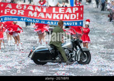 Glasgow, Écosse, Royaume-Uni. 16 juillet 2021. Tournage du film Indiana Jones et du Dial of Destiny dans le centre-ville. Crédit : SKULLY/Alamy Live News Banque D'Images