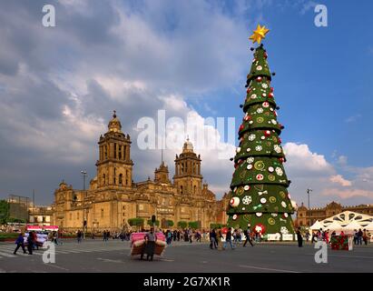 Noël dans le centre historique de Mexico Banque D'Images
