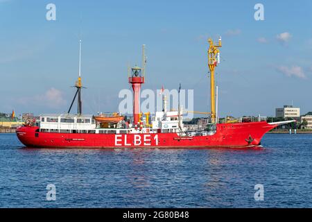 Ancien ELBE 1 navire de lumière Bürgermeister O'wald dans le fjord de Kiel Banque D'Images