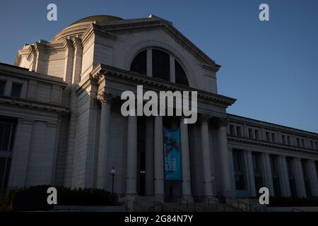 Washington, États-Unis. 16 juillet 2021. Un aperçu général du Smithsonian National Museum of Natural History à Washington, DC, le vendredi 16 juillet 2021, au milieu de la pandémie du coronavirus. Cette semaine, la Smithsonian institution a annoncé la fin de la pandémie de laissez-passer à entrée temporisée dans la plupart des musées alors que la National Gallery of Art a également récemment achevé sa réouverture. (Graeme Sloan/Sipa USA) Credit: SIPA USA/Alay Live News Banque D'Images