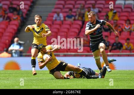 Londres, Royaume-Uni. 17 juillet 2021. Ben Jones-Bishop (23) des York City Knights dans The Tackle à Londres, Royaume-Uni, le 7/17/2021. (Photo de Richard long/ RL Photography/News Images/Sipa USA) crédit: SIPA USA/Alay Live News Banque D'Images