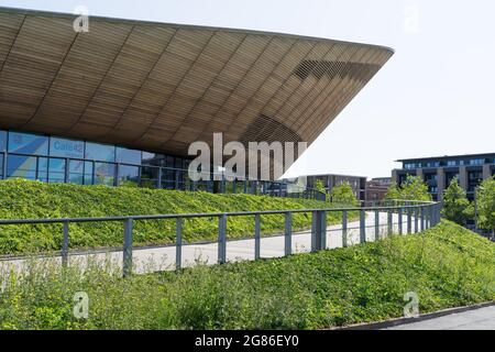 Le velodrome du parc olympique Queen Elizabeth à Stratford par une journée ensoleillée. Londres - 17 juillet 2021 Banque D'Images