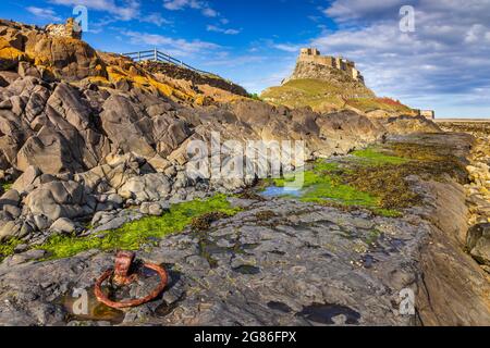 Château de Lindisfarne sur Holy Island, au large de la côte de Northumberland, dans le nord-est de l'Angleterre. Banque D'Images