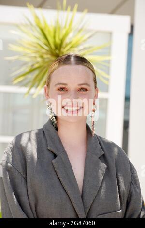 15 juillet 2021, CANNES, France: CANNES, FRANCE - 15 JUILLET: Luna Wedler participe à la photocall ''A Felesegem TorteneteThe Story of My Wife'' lors du 74e Festival annuel du film de Cannes, le 15 juillet 2021 à Cannes, en France. (Credit image: © Frederick InjimbertZUMA Press Wire) Banque D'Images