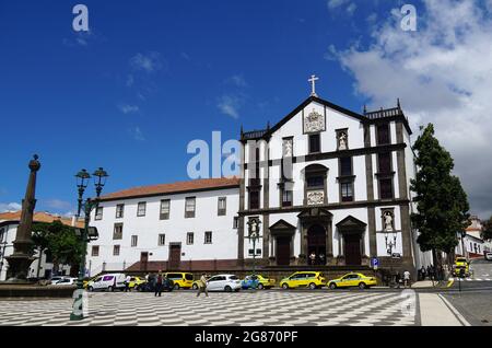 Eglise de Saint Jean l'évangéliste du Collège de Funchal, Igreja de São João Evangelista do Colégio do Funchal, Madère, Portugal, Europe Banque D'Images