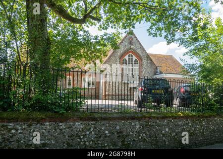 École primaire dans le village de Ropley, Hampshire, Angleterre, Royaume-Uni Banque D'Images