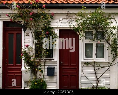 Petite maison dans la rue Lille Markeveien à Bergen, Norvège Banque D'Images