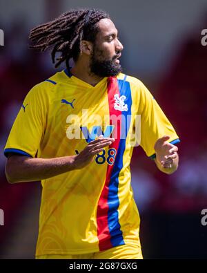 WALSALL, ANGLETERRE - 17 JUILLET : Jaïro Riedewald du Crystal Palace au stade Banks le 17 juillet 2021 à Walsall, Angleterre. (Photo de Sebastian Frej) Banque D'Images