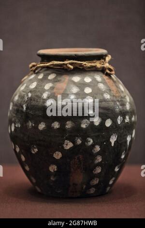 Poterie funéraire en terre cuite pour le stockage-mausolée de l'empereur Jing Han Yang Ling. Xianyang-Shaanxi-Chine-1514 Banque D'Images