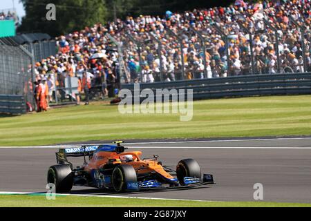 Silverstone, Royaume-Uni. 17 juillet 2021. Circuit Silverstone. 17 juillet 2021 Lando Norris (GBR), McLaren MCL35ML lors de la COURSE DE QUALIFICATION PIRELLI British GRAND PRIX SPRINT de FORMULE 1 à Silverstone, Royaume-Uni crédit: Phil Duncan chaque seconde Media/Alay Live News Banque D'Images