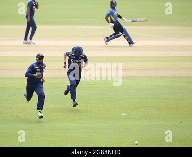 Colombo, Sri Lanka. 18 juillet 2021. Hardik et K.pandya en Inde lors du premier match international de cricket d'une journée (ODI) entre le Sri Lanka et l'Inde au stade R.Premadasa à Colombo le 18 juillet 2021. (Credit image: © Pradeep Dambarage/ZUMA Press Wire) Banque D'Images