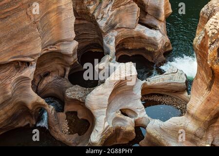 Bourke's Luck Potholes, érosion des formations de grès à Blyde River Canyon, Mpumalanga, Afrique du Sud Banque D'Images