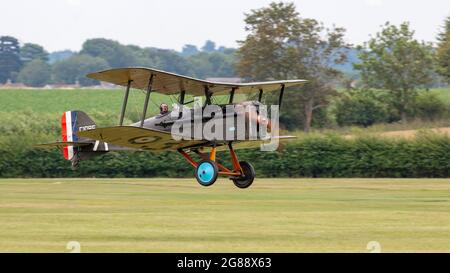 Old Warden, Royaume-Uni - 4 août 2019 : un ancien avion de chasse britannique SE5 de la première Guerre mondiale débarquant à l'aérodrome Banque D'Images