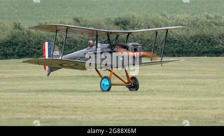 Old Warden, Royaume-Uni - 4 août 2019 : un ancien avion de chasse britannique SE5 de la première Guerre mondiale débarquant à l'aérodrome Banque D'Images