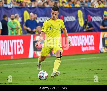 Nashville, Tennessee, États-Unis. 17 juillet 2021. Le défenseur de Nashville, Dylan Nealis (18), en action pendant le match MLS entre le Chicago Fire et le Nashville SC au Nissan Stadium de Nashville, TN. Kevin Langley/CSM/Alamy Live News Banque D'Images