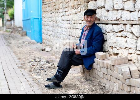 La vie dans le village de pêcheurs de Lin sur les rives du lac Ohrid près de Pogradeci, au sud-est de l'Albanie Banque D'Images